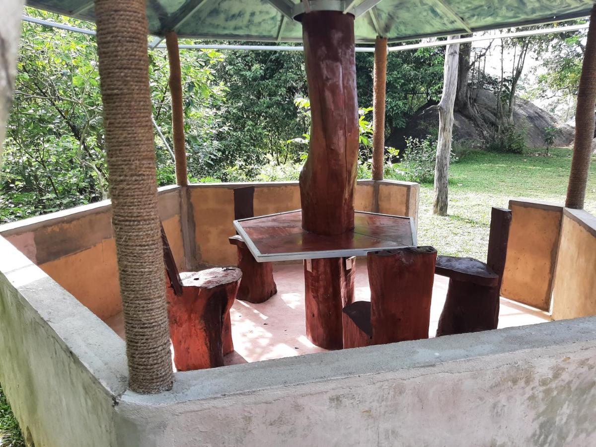 Kande Gedara Resort Monaragala Bagian luar foto